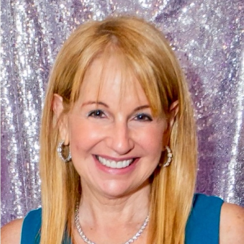 Meet your Posher, Debbie